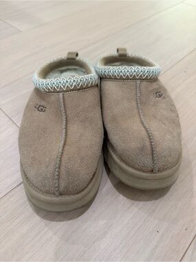 UGG Tasman Slippers Chestnut Suede Women’s Size 7